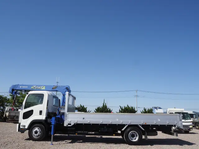 いすゞ フォワード TKG-FRR90S1(2WD)の写真2