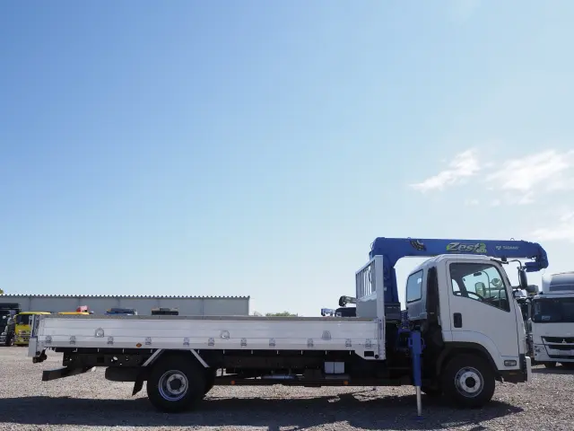 いすゞ フォワード TKG-FRR90S1(2WD)の写真6