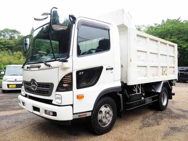 日野 レンジャー TKG-FC9JCAP(2WD)の写真1