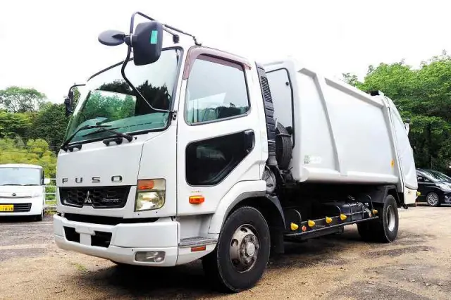 三菱 ファイター TKG-FK71F(2WD)の写真1