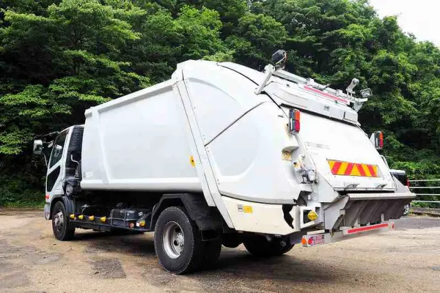 三菱 ファイター TKG-FK71F(2WD)の写真3