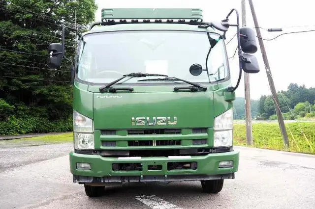 いすゞ フォワード SKG-FSR90S2(2WD)の写真8