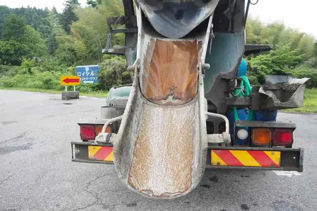 いすゞ フォワード SKG-FSR90S2(2WD)の写真16