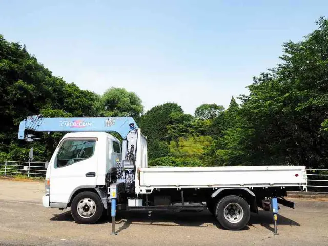 三菱 キャンター KK-FE83EEN(2WD)の写真2