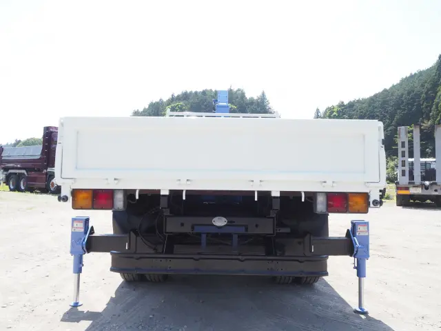 三菱 キャンター KK-FE83EEN(2WD)の写真4