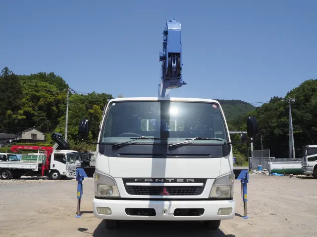 三菱 キャンター KK-FE83EEN(2WD)の写真8