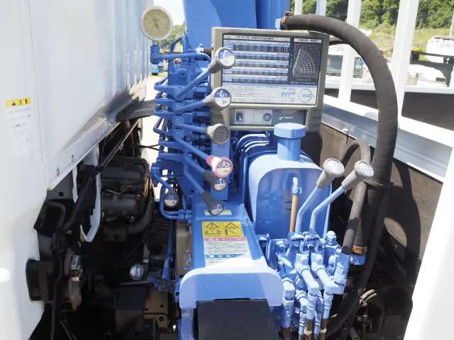 三菱 キャンター KK-FE83EEN(2WD)の写真15