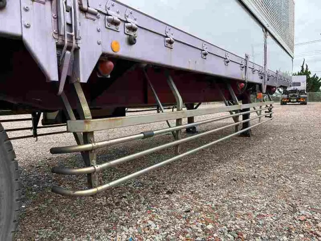 日本トレクス ウィングセミトレーラ PFN24101改(2WD)の写真39