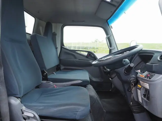 三菱 キャンター TKG-FEB90(2WD)の写真46