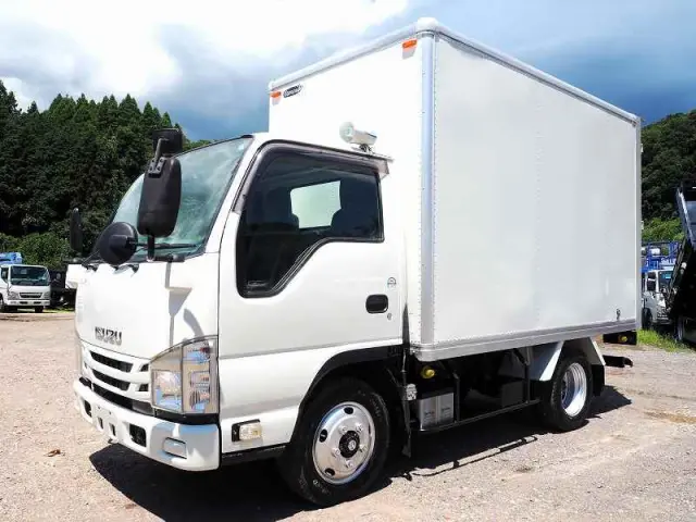 いすゞ エルフ TPG-NHS85AN(4WD)の写真1