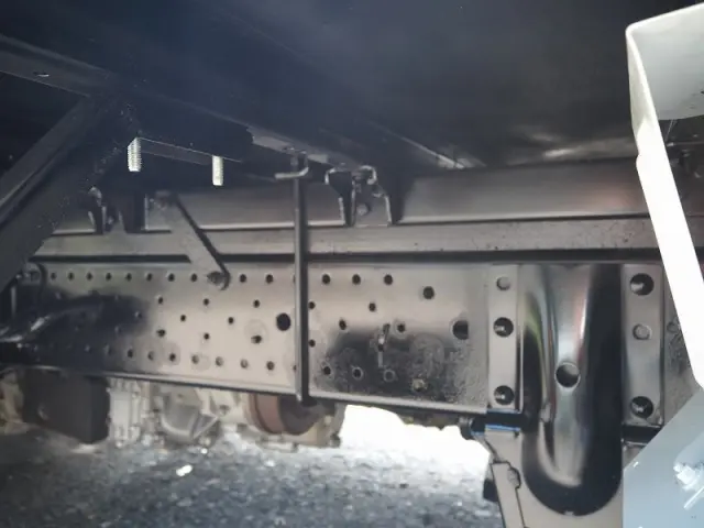 いすゞ エルフ TPG-NHS85AN(4WD)の写真30