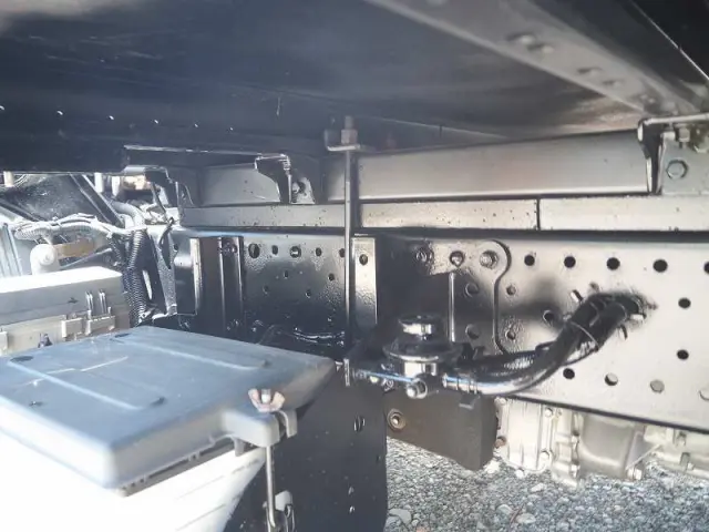 いすゞ エルフ TPG-NHS85AN(4WD)の写真32