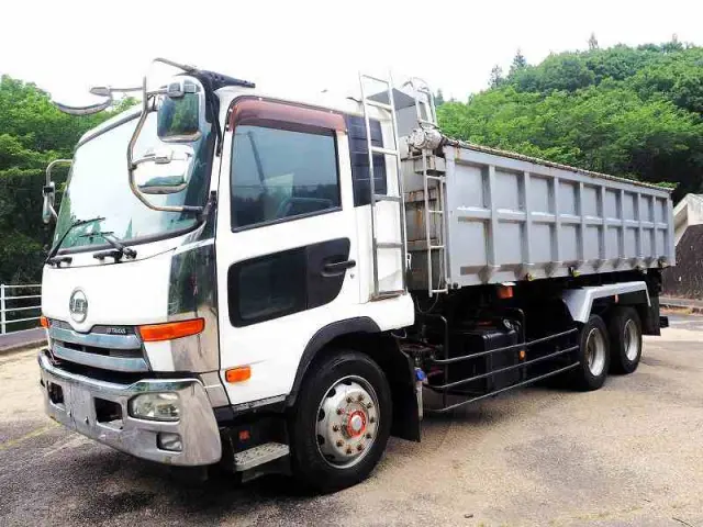 ＵＤ コンドル LDG-PW39L(6x4)の写真1