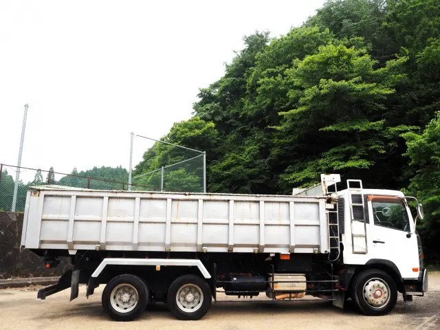 ＵＤ コンドル LDG-PW39L(6x4)の写真7