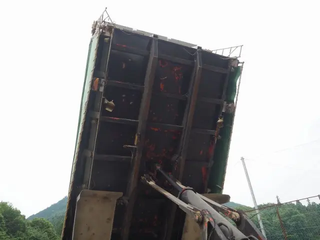 ＵＤ コンドル LDG-PW39L(6x4)の写真18