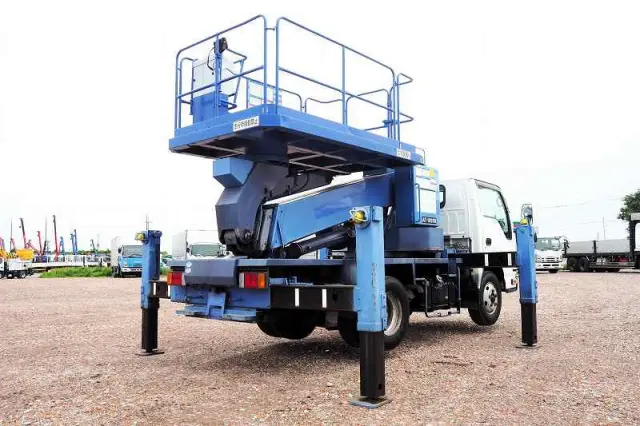 いすゞ エルフ TKG-NKR85AN(2WD)の写真5