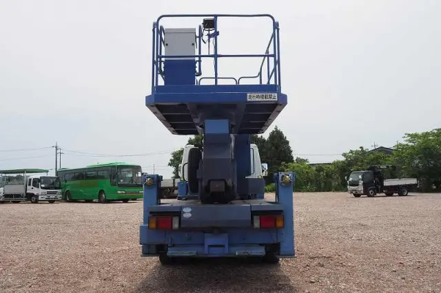 いすゞ エルフ TKG-NKR85AN(2WD)の写真33