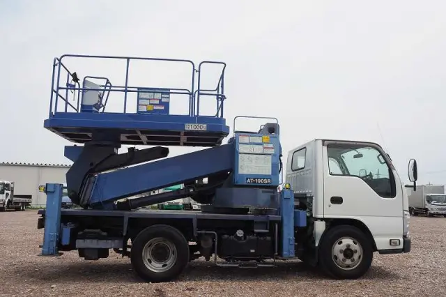 いすゞ エルフ TKG-NKR85AN(2WD)の写真35