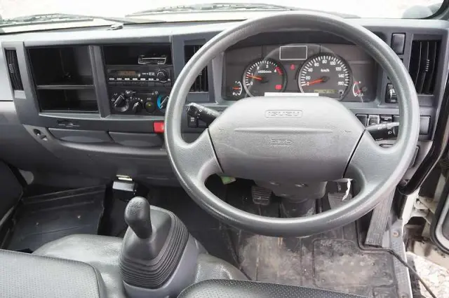 いすゞ エルフ TKG-NKR85AN(2WD)の写真50