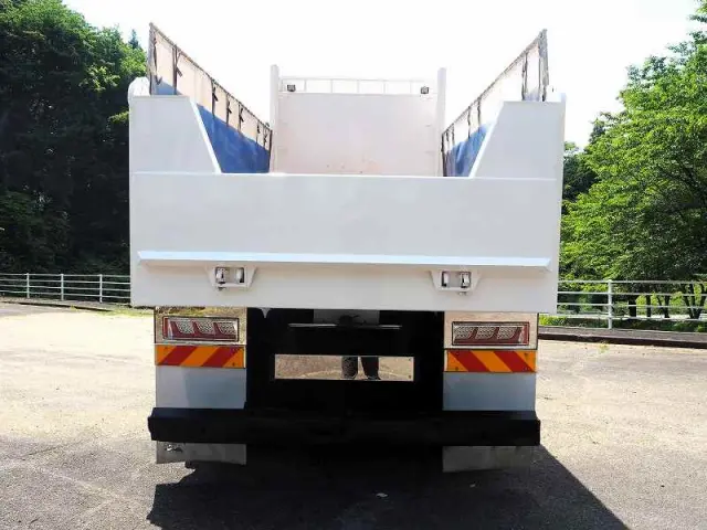 日野 プロフィア 2DG-FS1EGA(6x4)の写真4