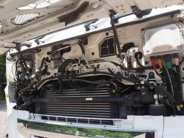 日野 プロフィア 2DG-FS1EGA(6x4)の写真16