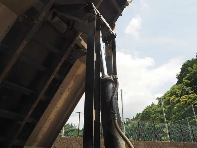 日野 プロフィア 2DG-FS1EGA(6x4)の写真20