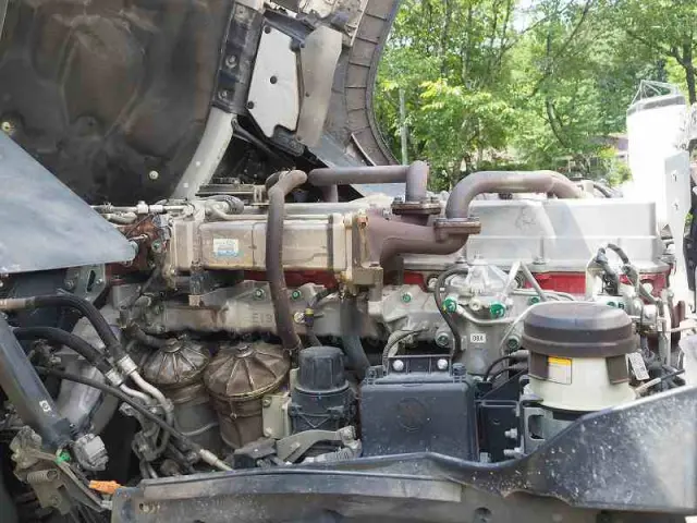 日野 プロフィア 2DG-FS1EGA(6x4)の写真36