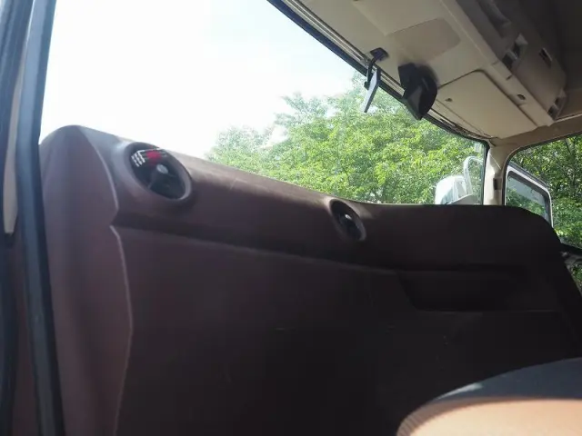 日野 プロフィア 2DG-FS1EGA(6x4)の写真39