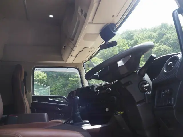 日野 プロフィア 2DG-FS1EGA(6x4)の写真42