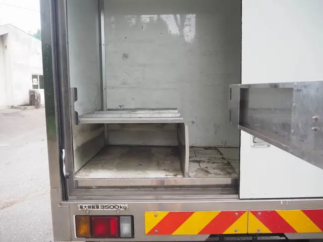 いすゞ エルフ TKG-NPR85AN(2WD)の写真26