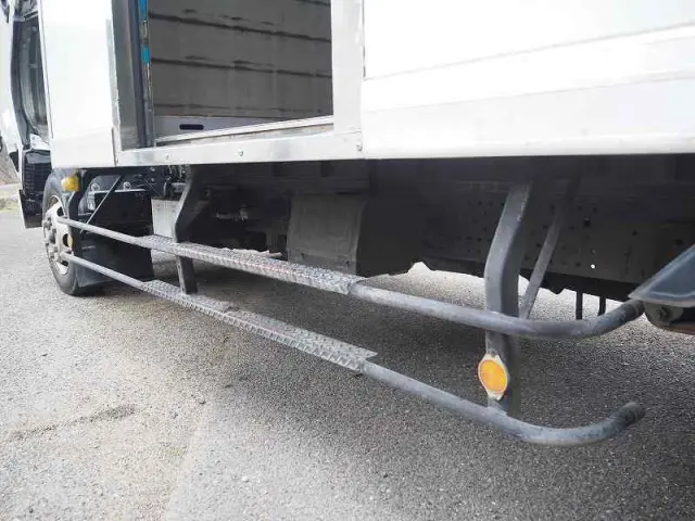 いすゞ エルフ TKG-NPR85AN(2WD)の写真30