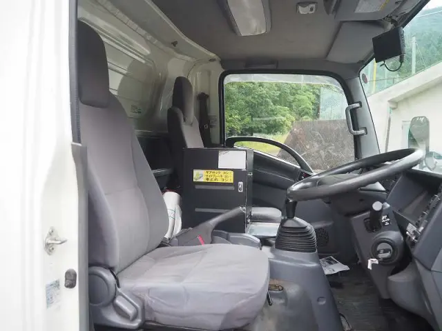 いすゞ エルフ TKG-NPR85AN(2WD)の写真42