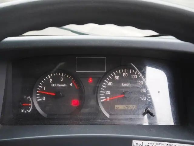 いすゞ エルフ TKG-NPR85AN(2WD)の写真49