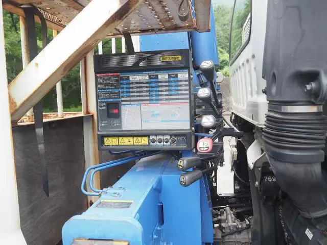 いすゞ フォワード TKG-FRR90S2(2WD)の写真10