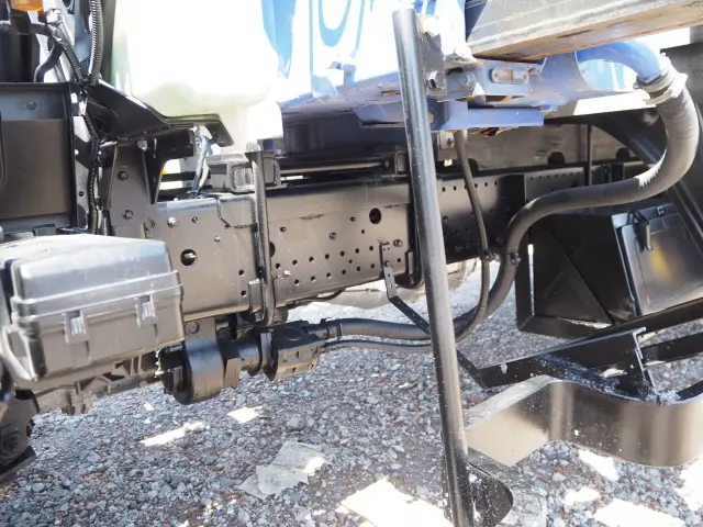 いすゞ フォワード TKG-FRR90S2(2WD)の写真21