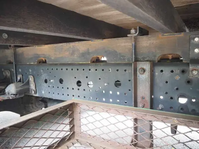 いすゞ フォワード TKG-FRR90S2(2WD)の写真29