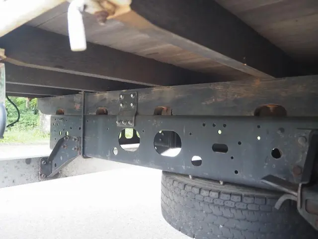 いすゞ フォワード TKG-FRR90S2(2WD)の写真30