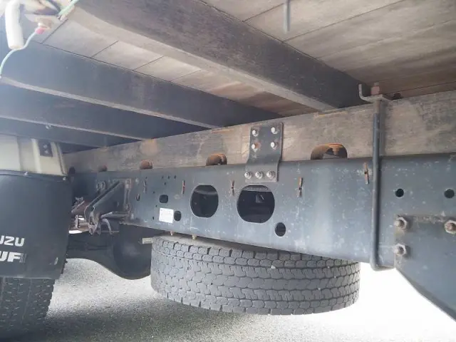 いすゞ フォワード TKG-FRR90S2(2WD)の写真32