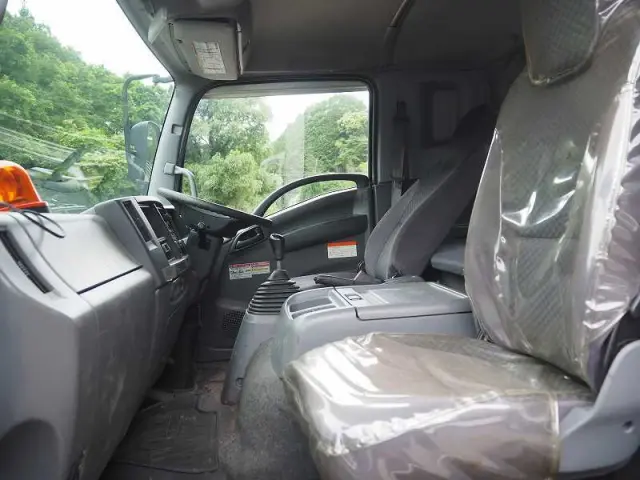 いすゞ フォワード TKG-FRR90S2(2WD)の写真43