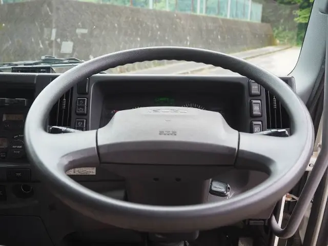 いすゞ フォワード TKG-FRR90S2(2WD)の写真49