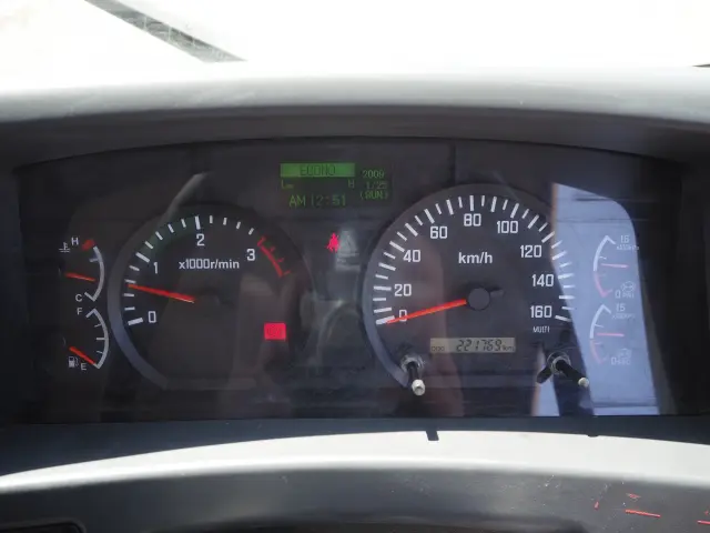 いすゞ フォワード TKG-FRR90S2(2WD)の写真49