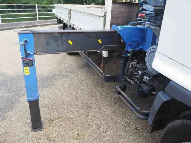 日野 レンジャー TKG-FD9JKAA(2WD)の写真9