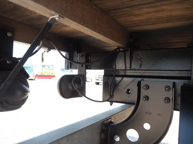 日野 レンジャー TKG-FD9JKAA(2WD)の写真27