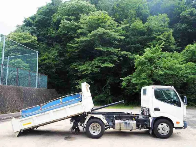 日野 デュトロ TKG-XZU620T(2WD)の写真6