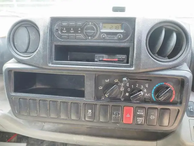 日野 デュトロ TKG-XZU620T(2WD)の写真47