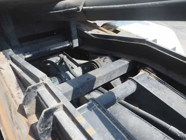 いすゞ フォワード PKG-FRR90S2(2WD)の写真15