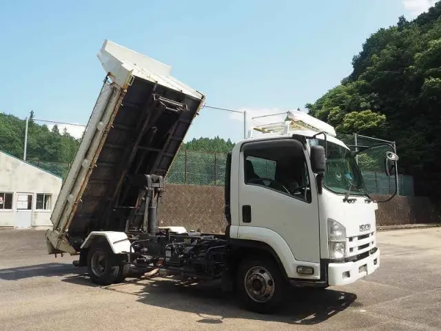 いすゞ フォワード PKG-FRR90S2(2WD)の写真28