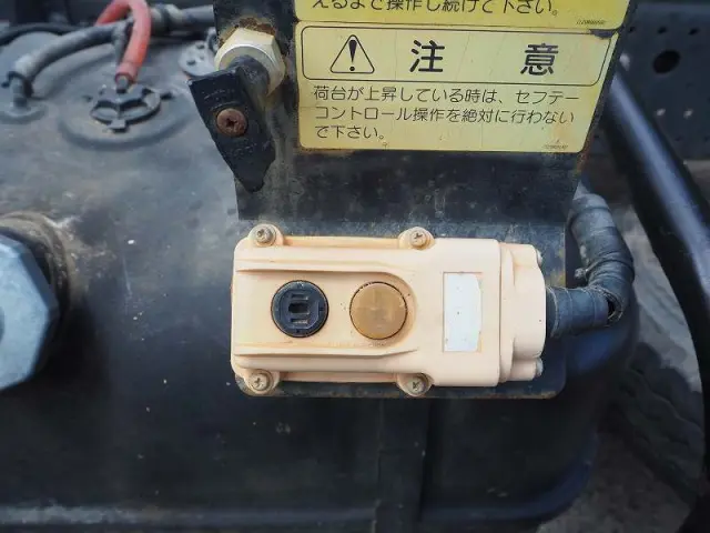 いすゞ フォワード PKG-FRR90S2(2WD)の写真40