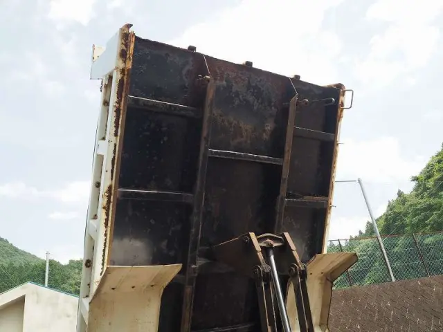 いすゞ フォワード SKG-FRR90S1(2WD)の写真19