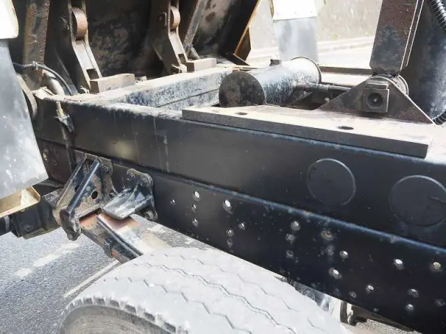 いすゞ フォワード SKG-FRR90S1(2WD)の写真21